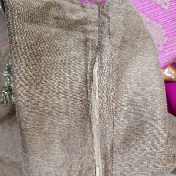 Festive dress - Picture 5 of 9